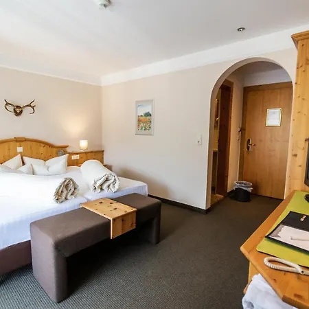 Aktiv Zur Rose Am Brenner Hotel 4*