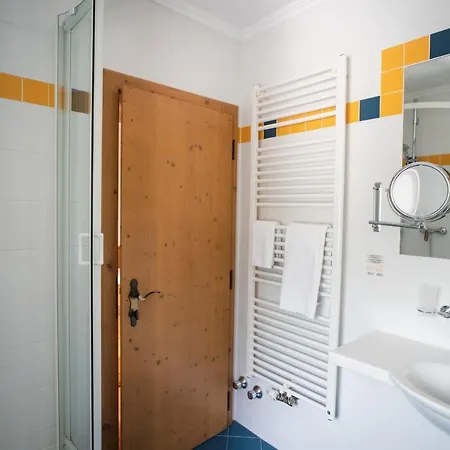 Aktiv Zur Rose Am Brenner Hotel 4*