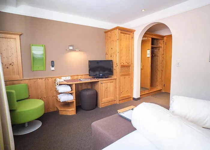 Hotel Aktiv Zur Rose Am Brenner 4*