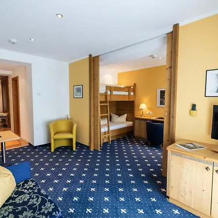 Aktiv Zur Rose Am Brenner