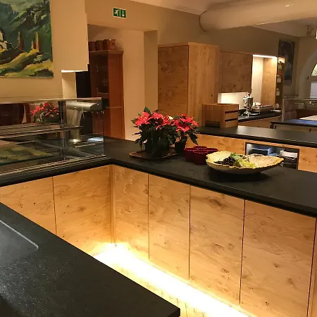 Hotel Aktiv Zur Rose Am Brenner 4*